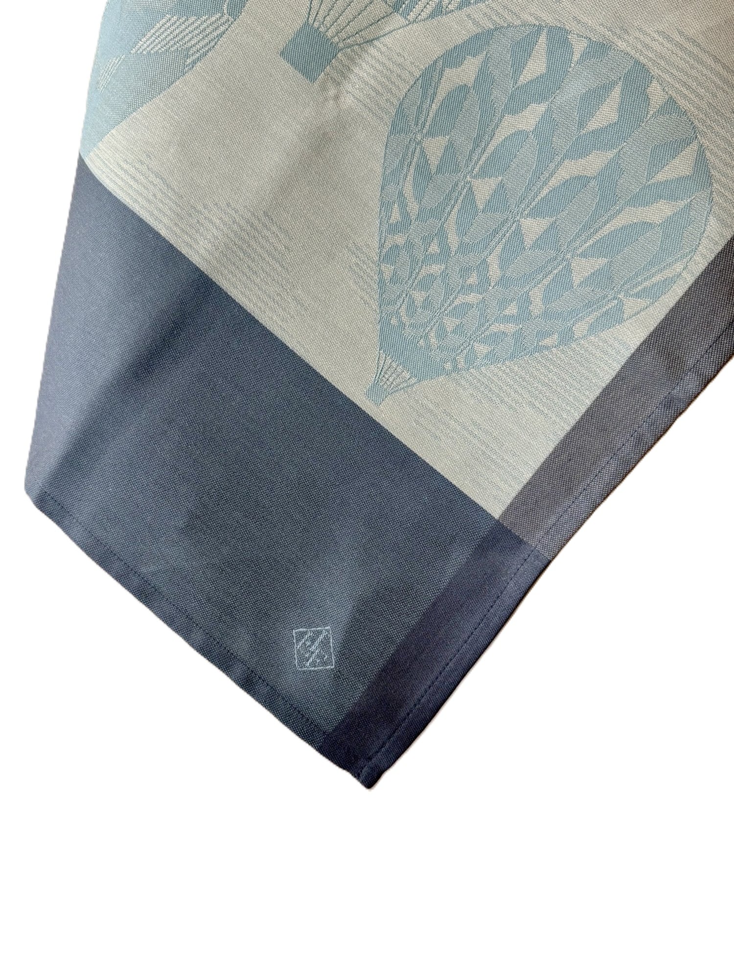 Jacquard Français "Cappadoce" (Blue), Woven cotton tea towel. Made in France.