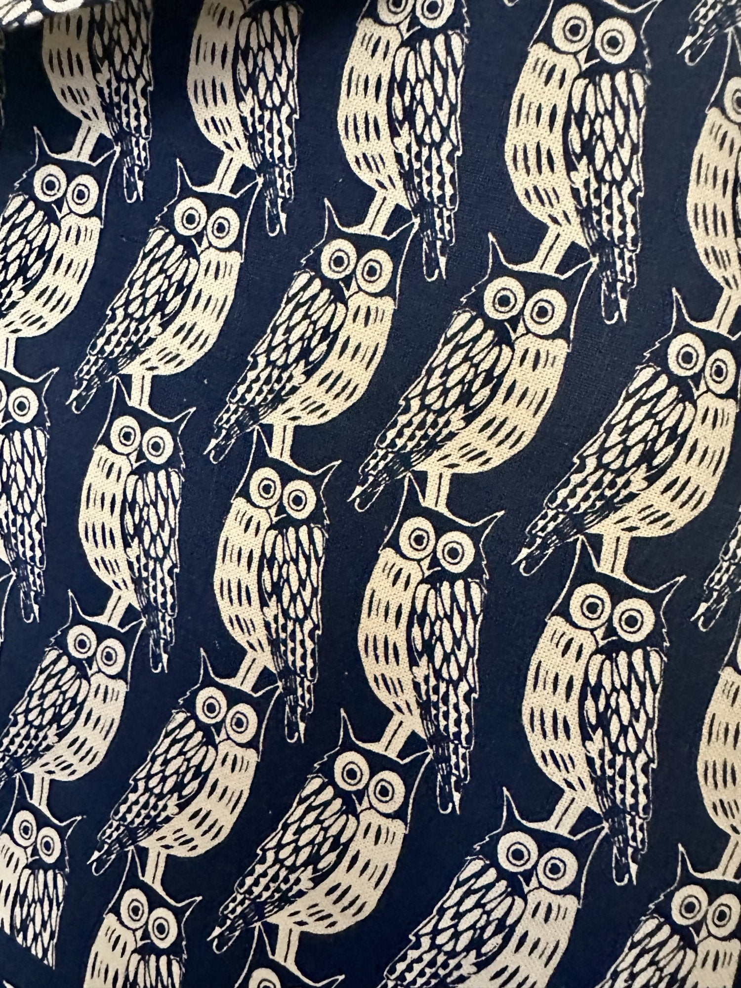 Cambridge Imprint "Owls Indigo", Pure cotton tea towel. Printed in the UK.