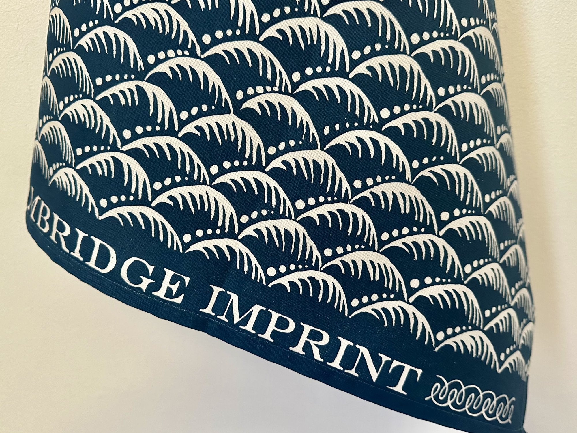 Cambridge Imprint "Wave Prussian", Pure cotton tea towel. Printed in the UK.