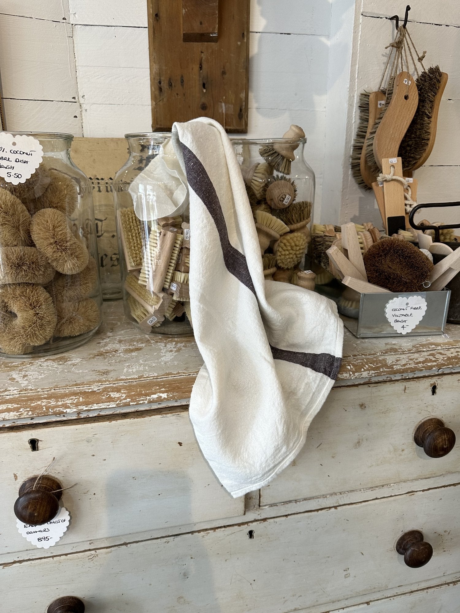 Charvet Editions "Doudou Stripe" (White & Marron), White woven linen tea towel. Made in France.