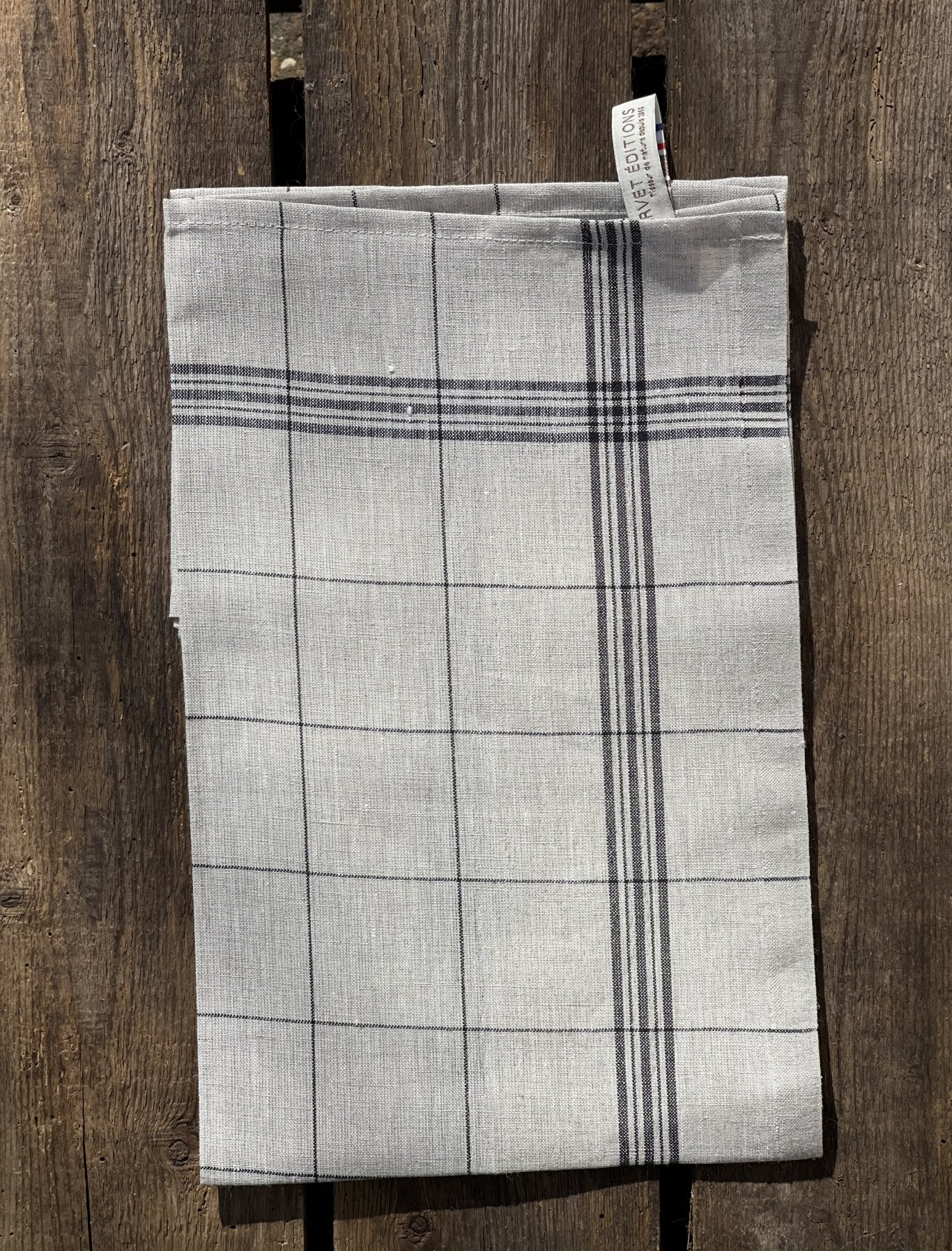 Charvet Éditions "Bistro" (Linen), Natural woven linen tea towel. Made in France.